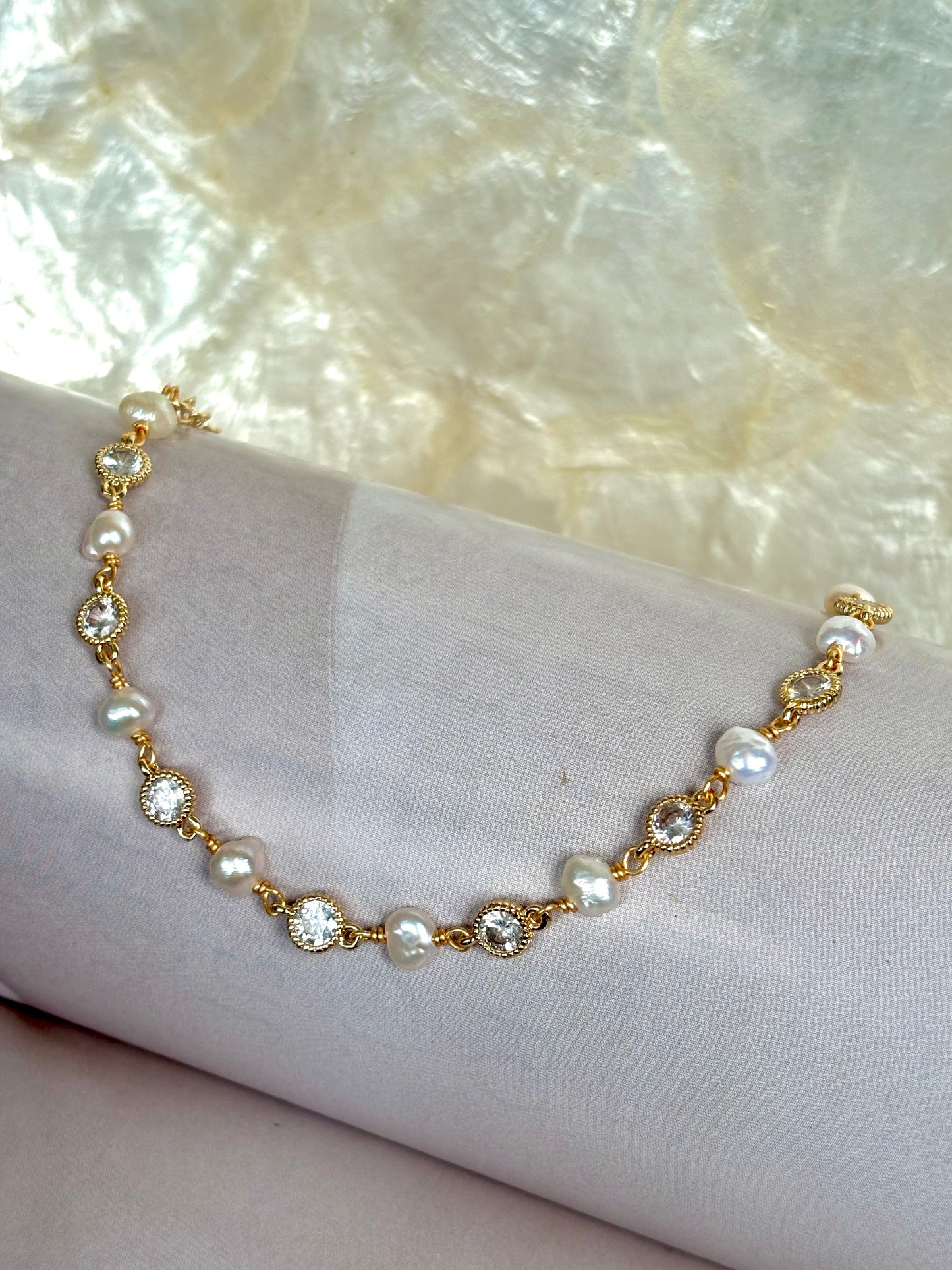 Juliette Pearl Bracelet