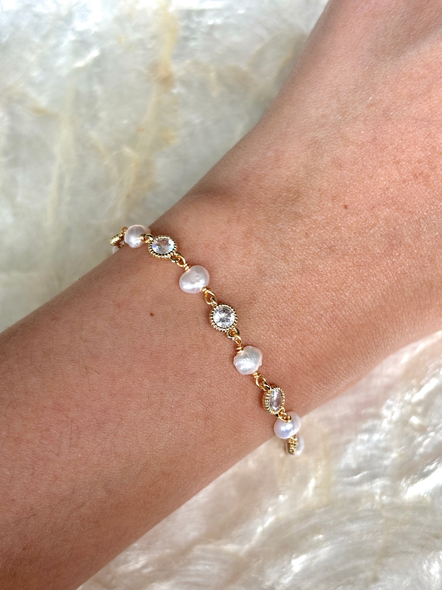 Juliette Pearl Bracelet