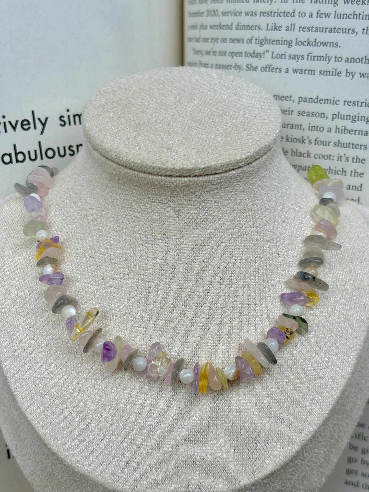 LYLA Choker Necklace