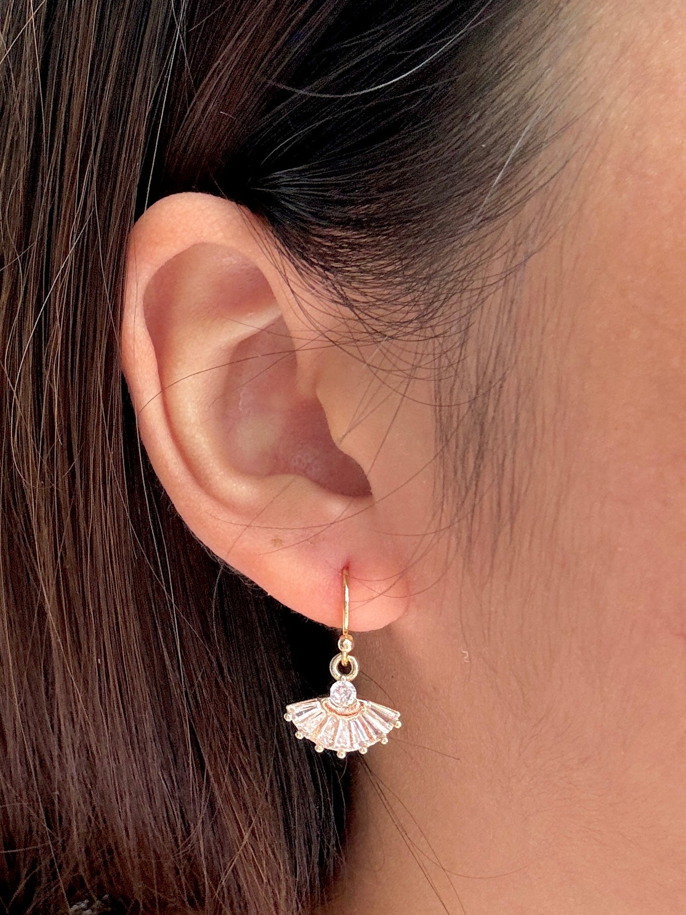 WANDA Leafy Earrings