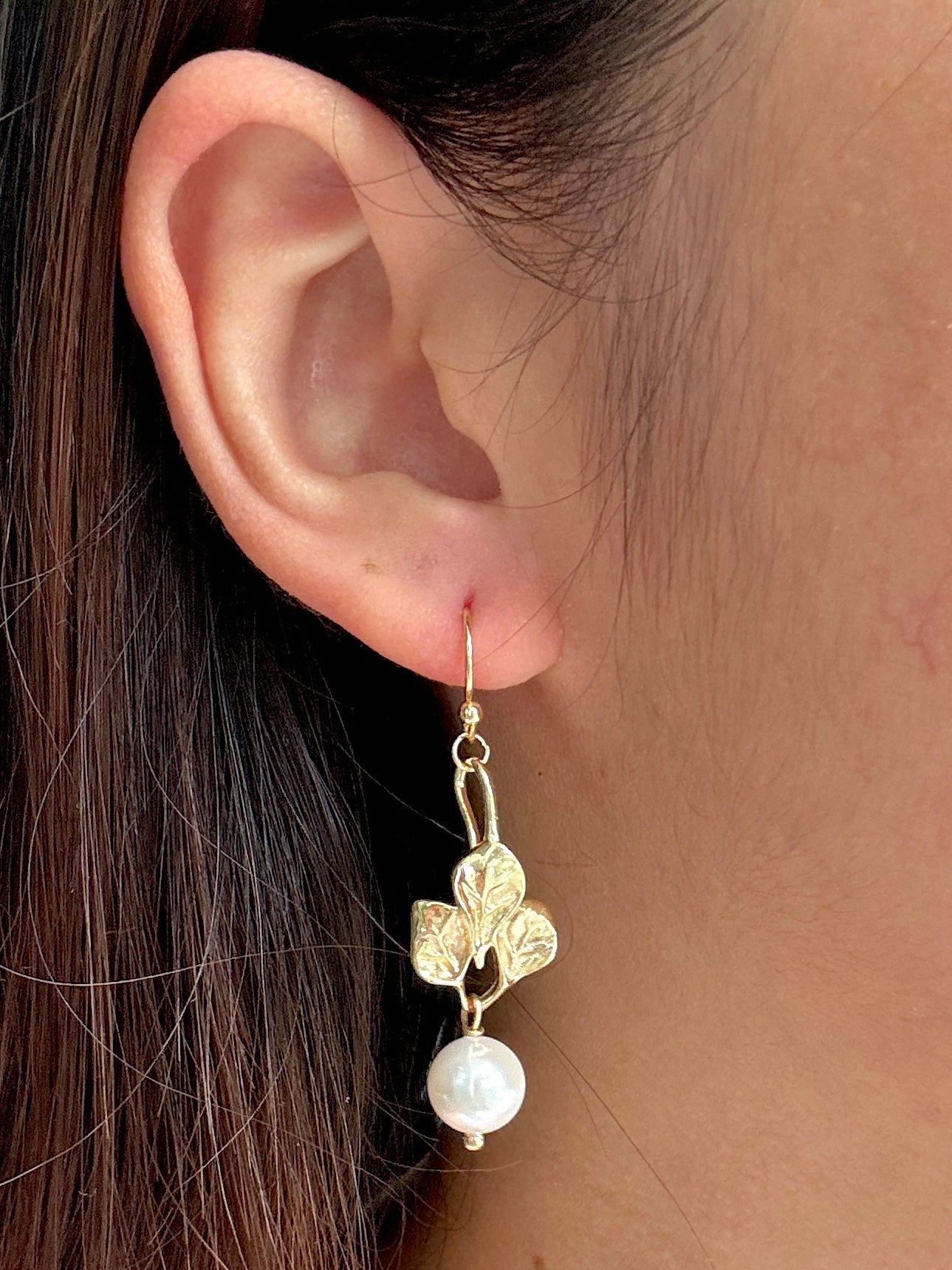 FOLLA Leafy Earrings