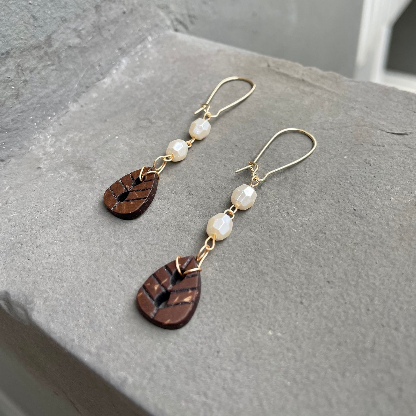 FEUILLE Repurposed Button Earrings