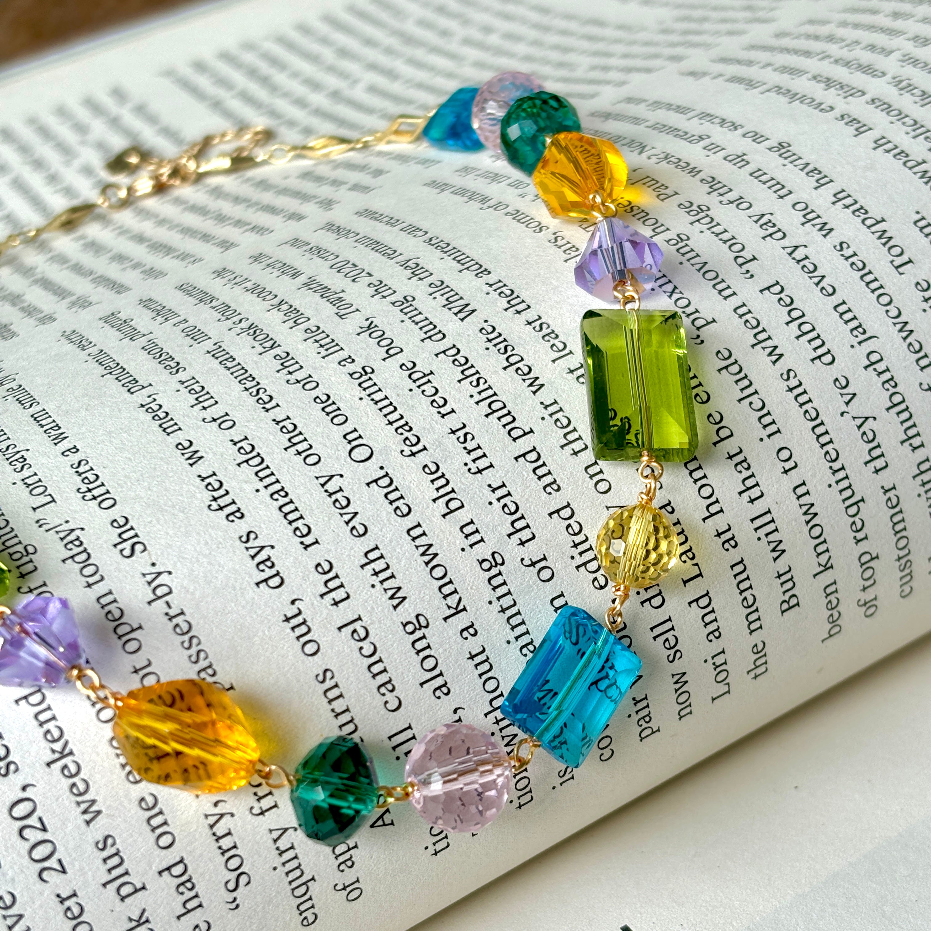 FRIDA Crystal Glass Necklace