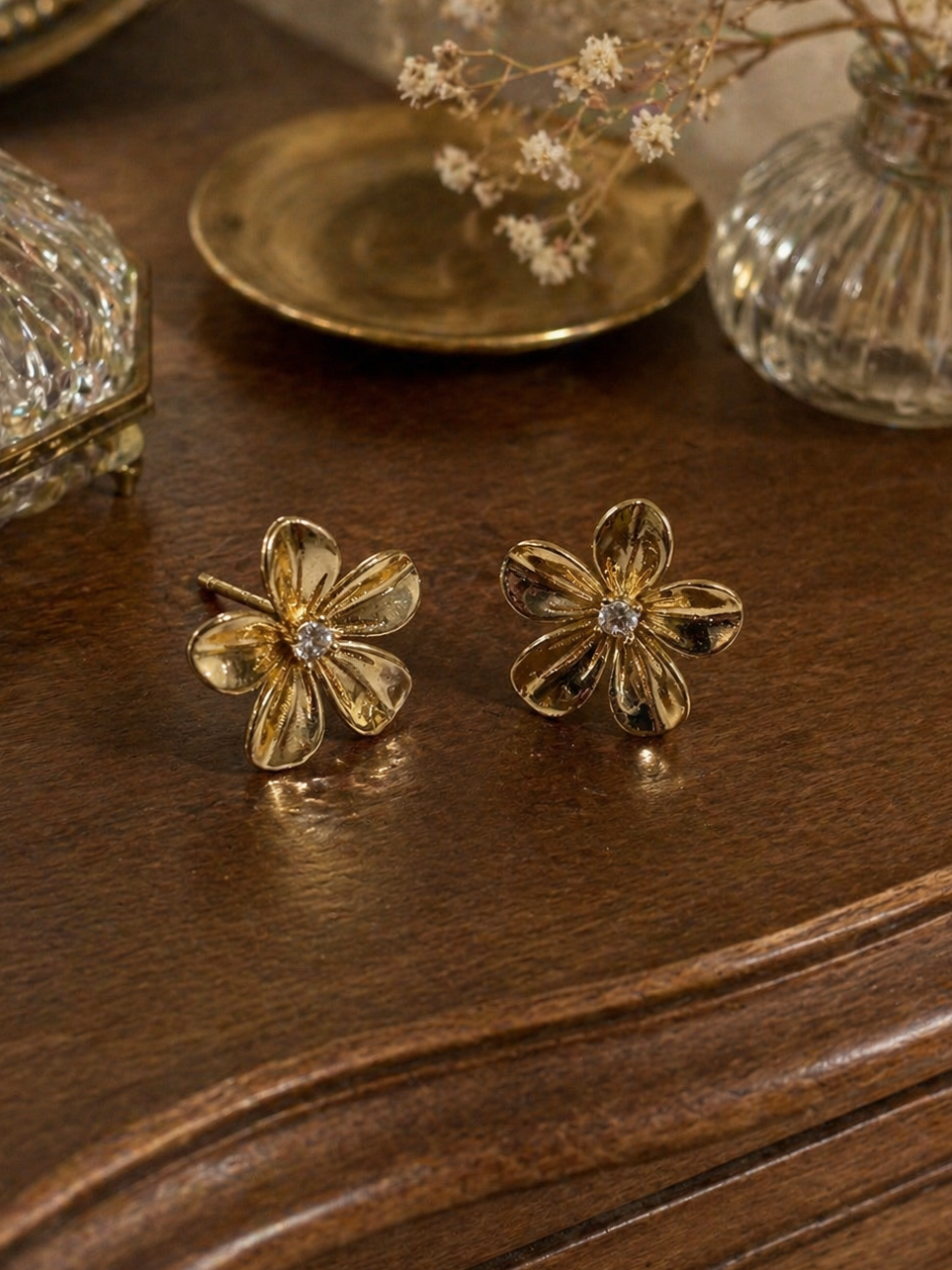 Carla Flower Earstuds