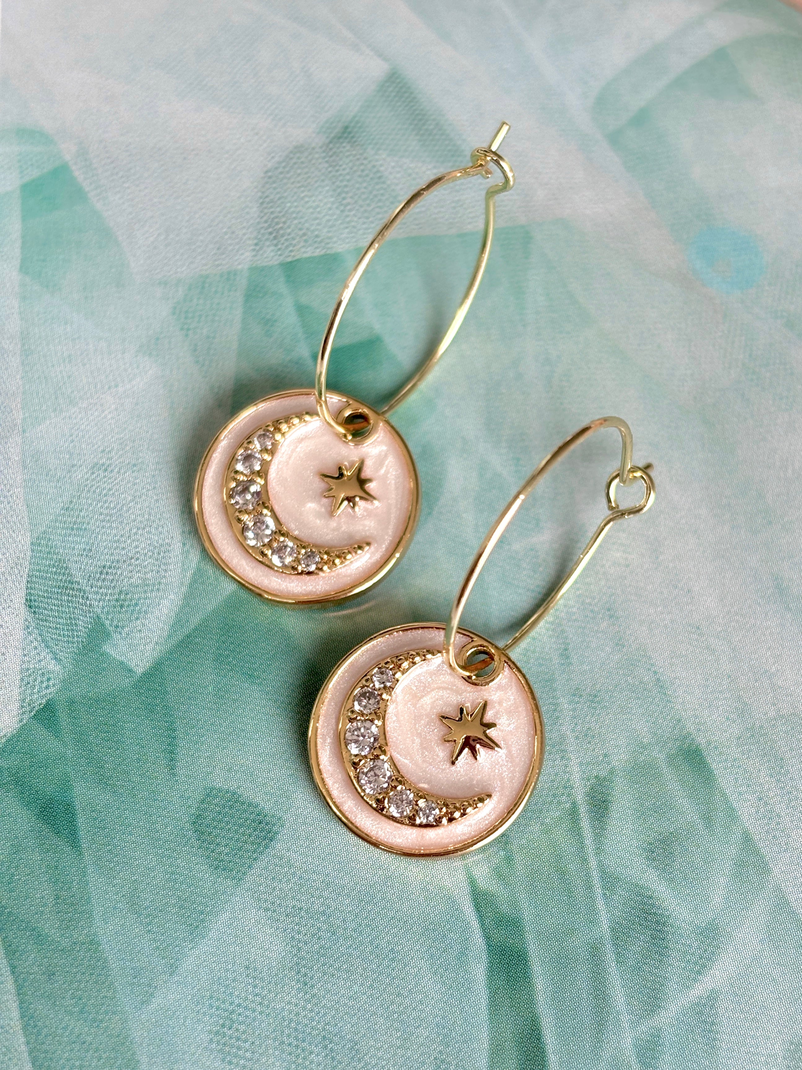 ARUNA Pendant Earhoops