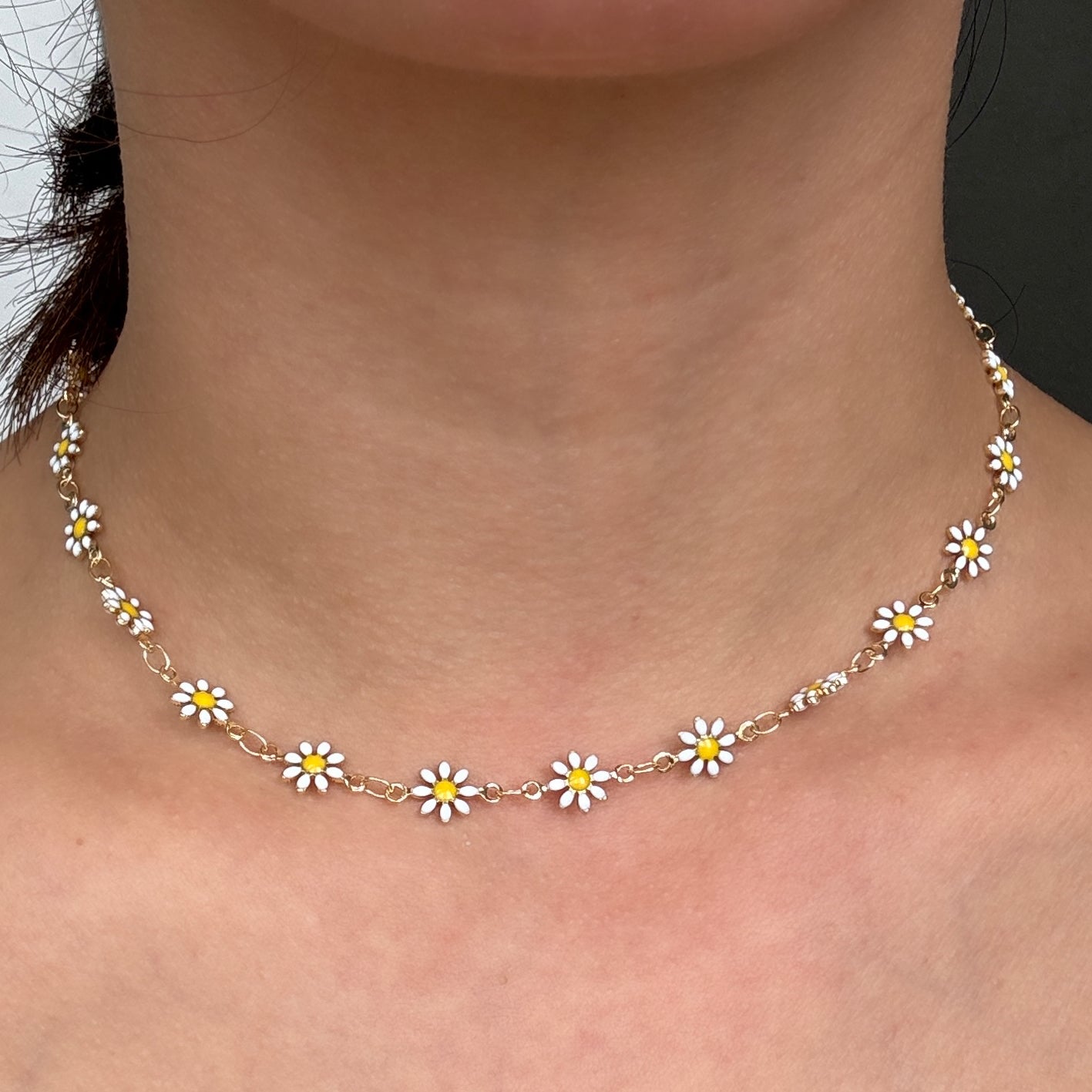 Daisy necklace