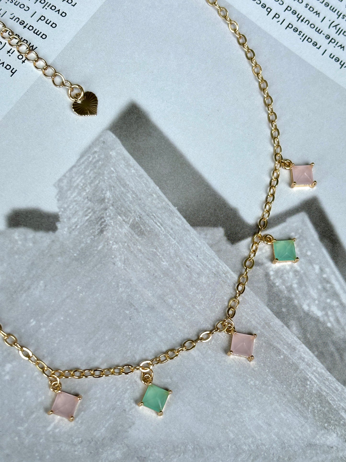 POLLY Choker Necklace