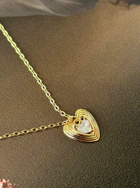 BETTY Love Heart Necklace