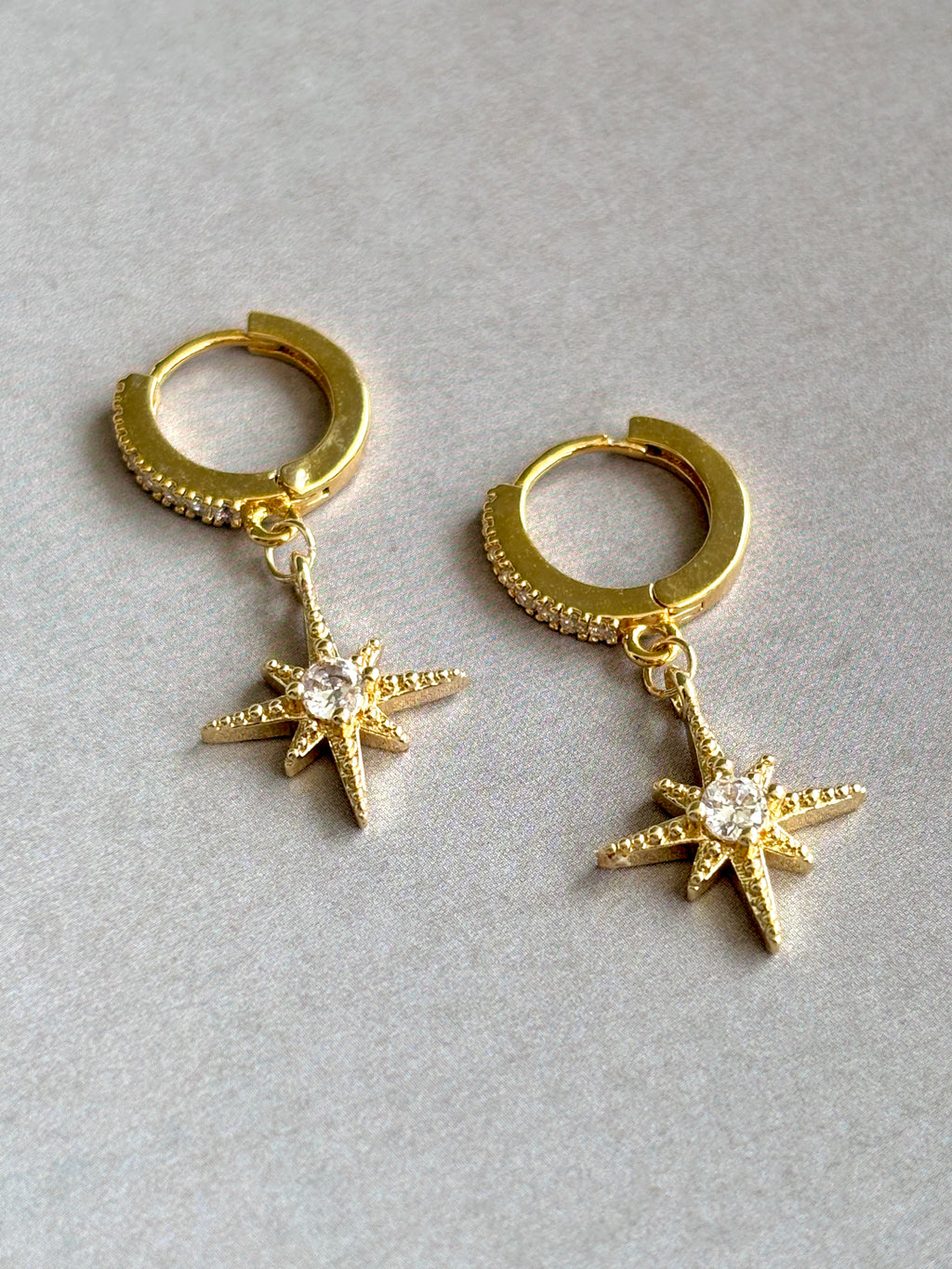 Etoile Mini Ear Hoops