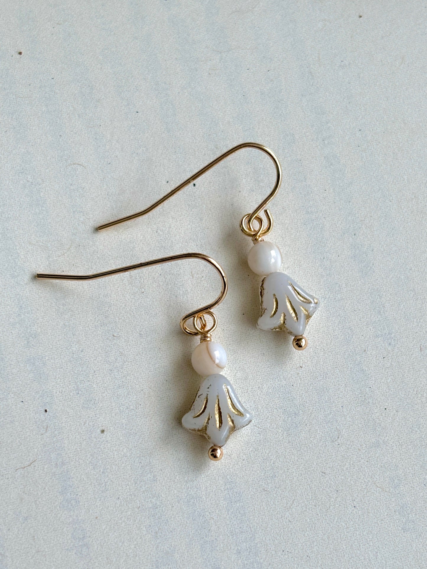 Elea Pearl Earrings