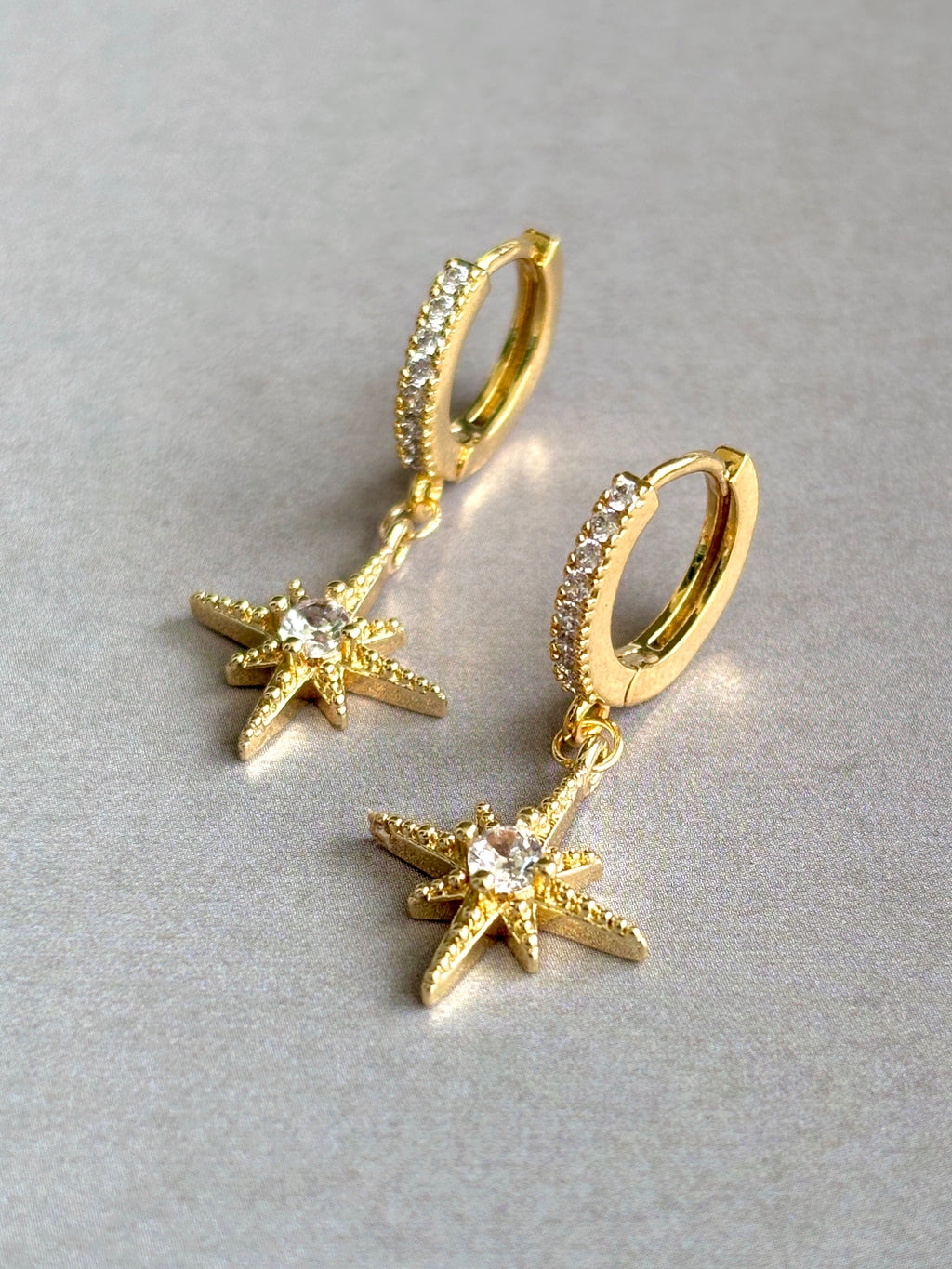 Etoile Mini Ear Hoops