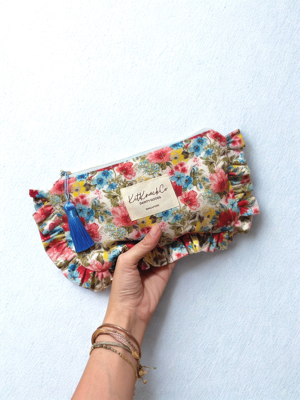 Blaire Frilly Pouch - Vintage Florals