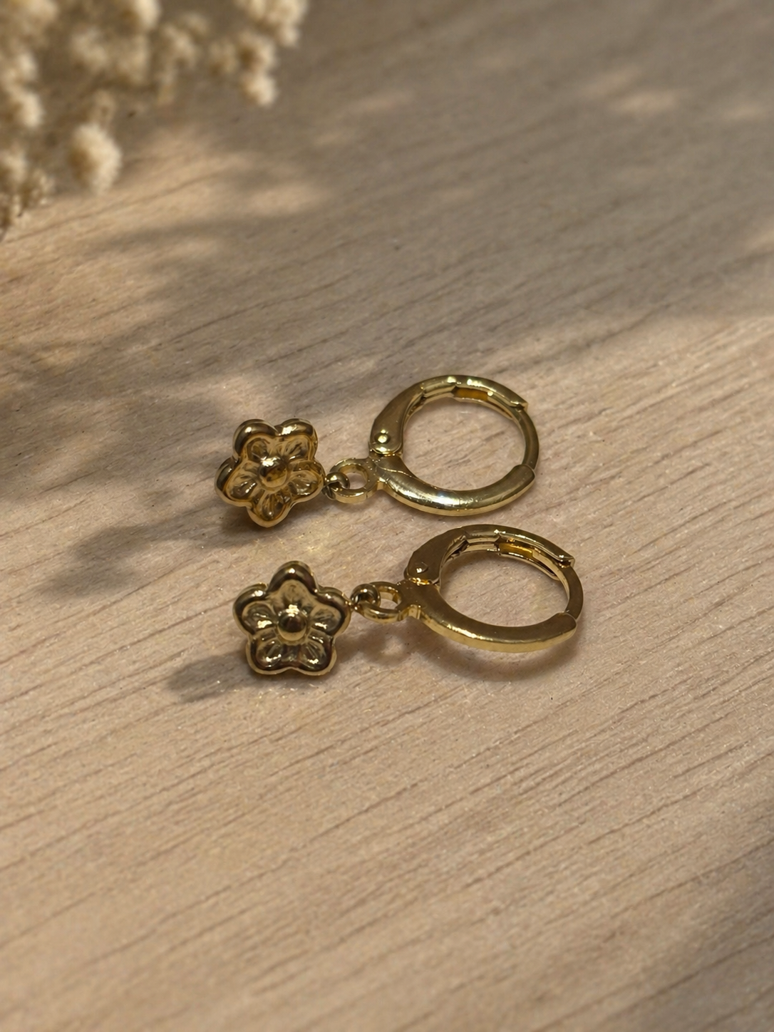 Pansie Mini Ear Hoops