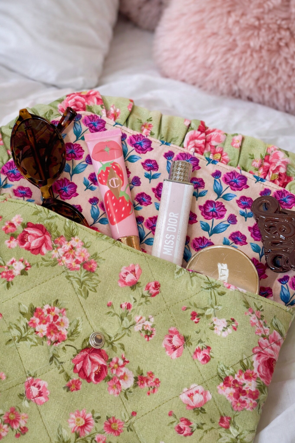 Colette Frilly Button Pouch - Vintage Florals