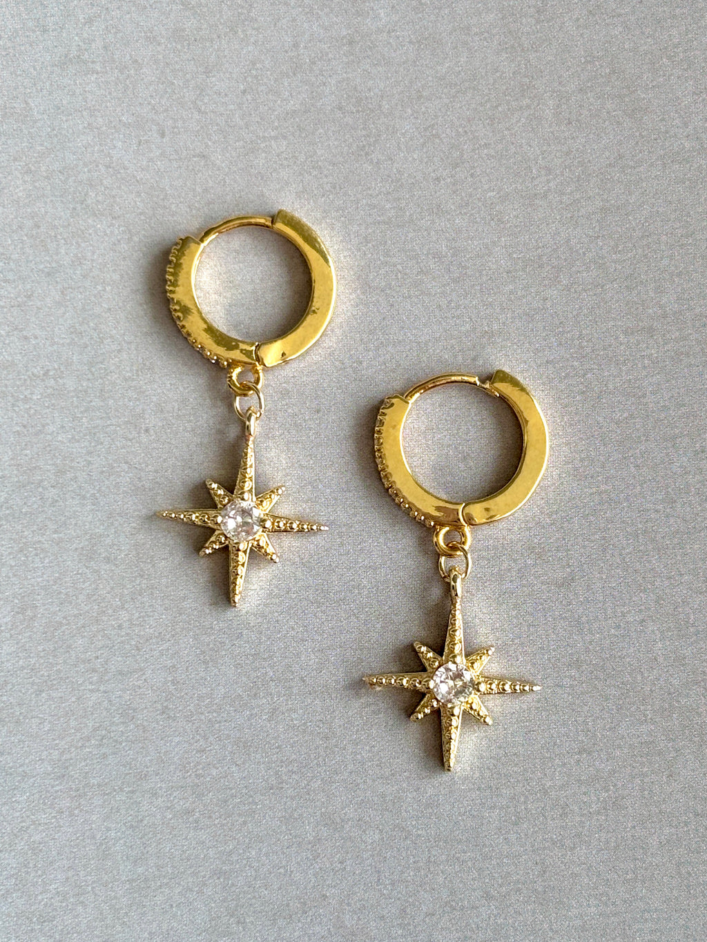 Etoile Mini Ear Hoops