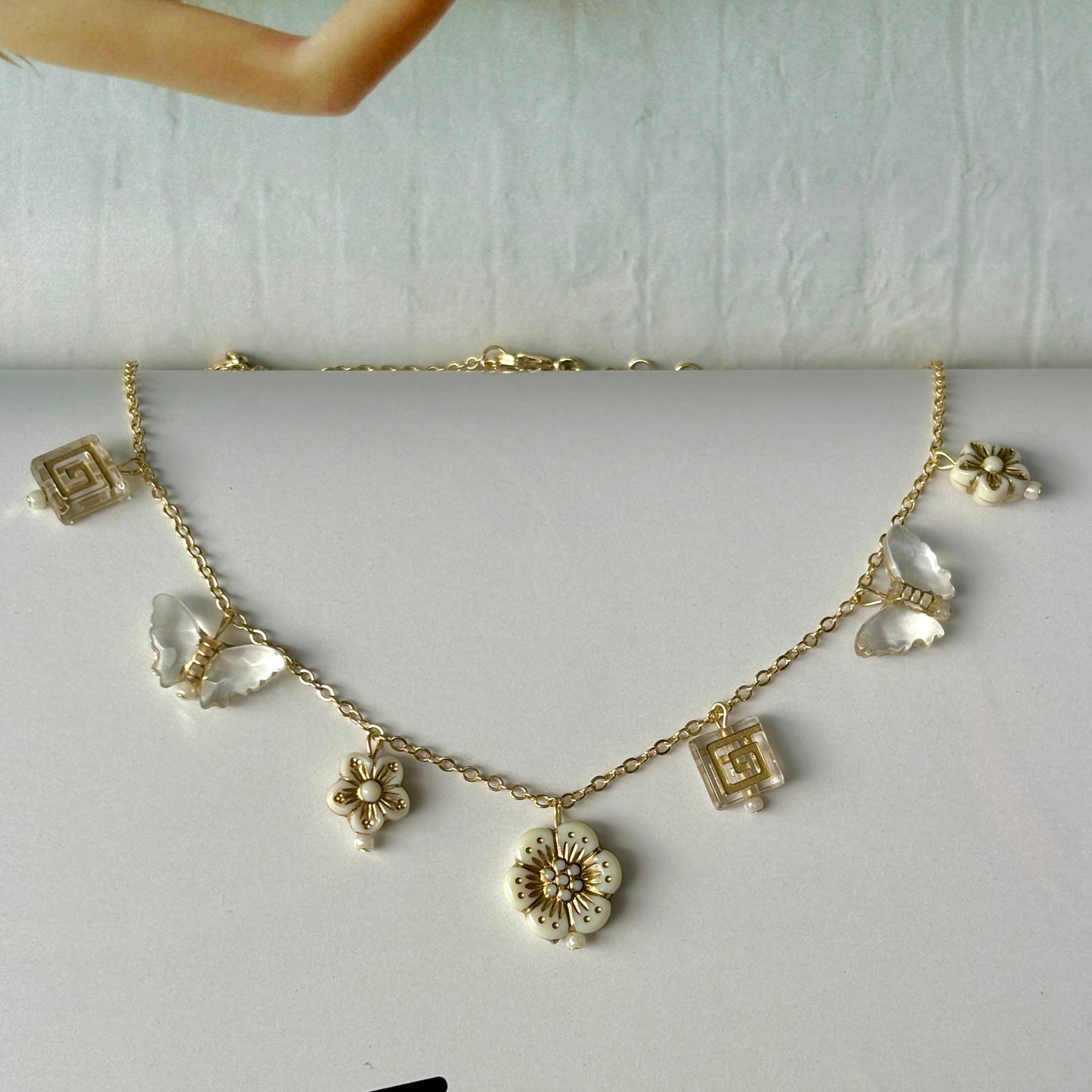 ANAIS Choker Necklace with Charms