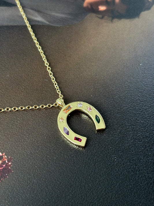 Fayola Horseshoe Necklace