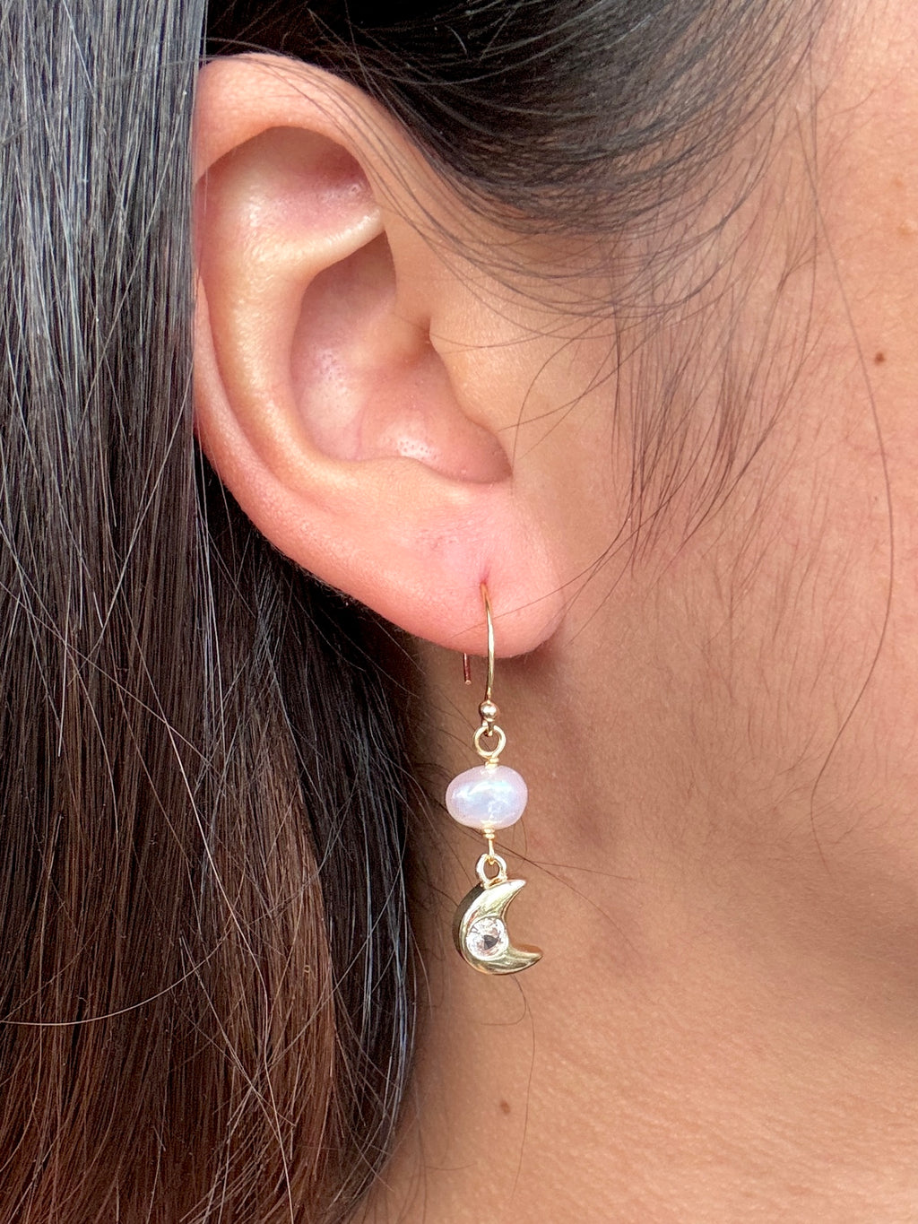 Lula Pearl Earrings