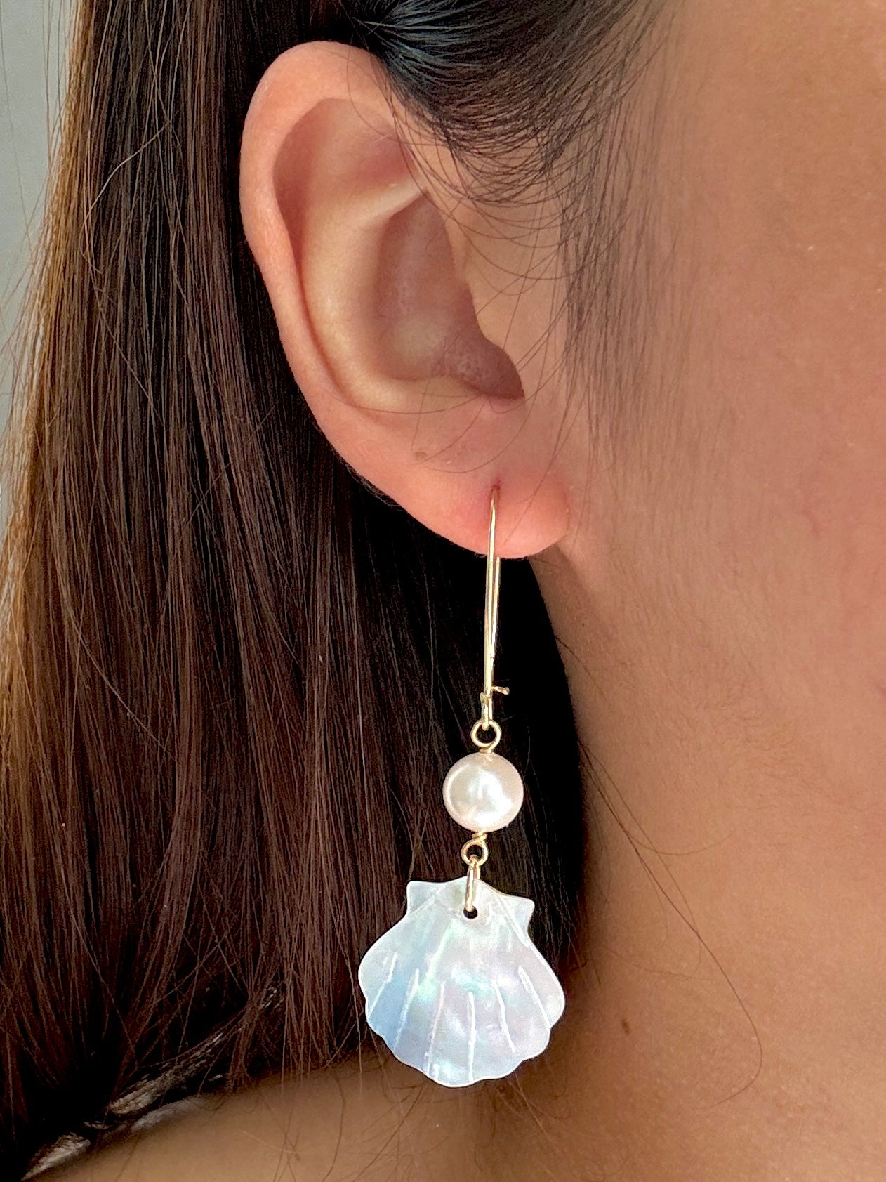 CUNCHA Seashell Earrings