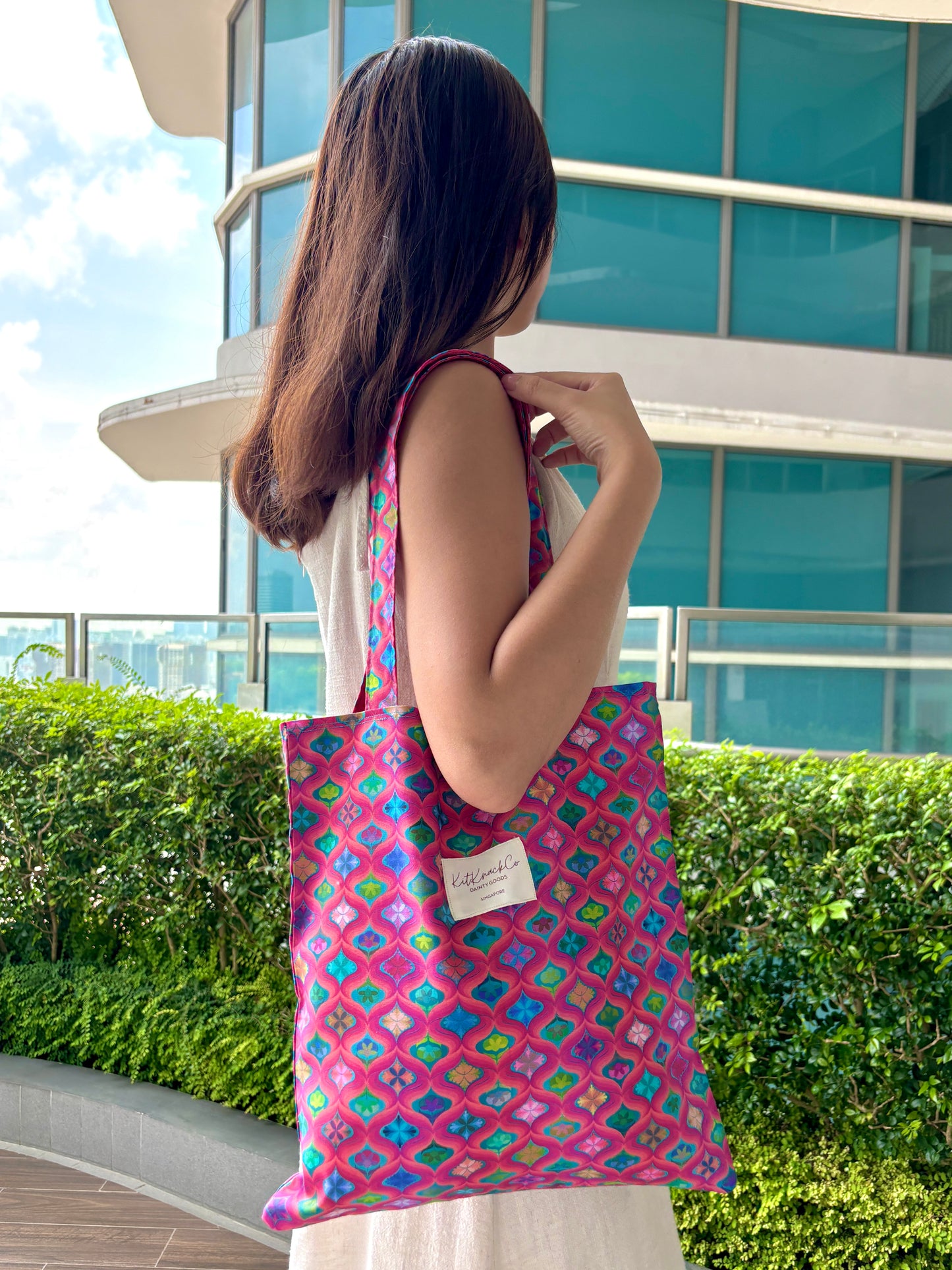 Josie Pocket Tote Bag - Wavy Daze