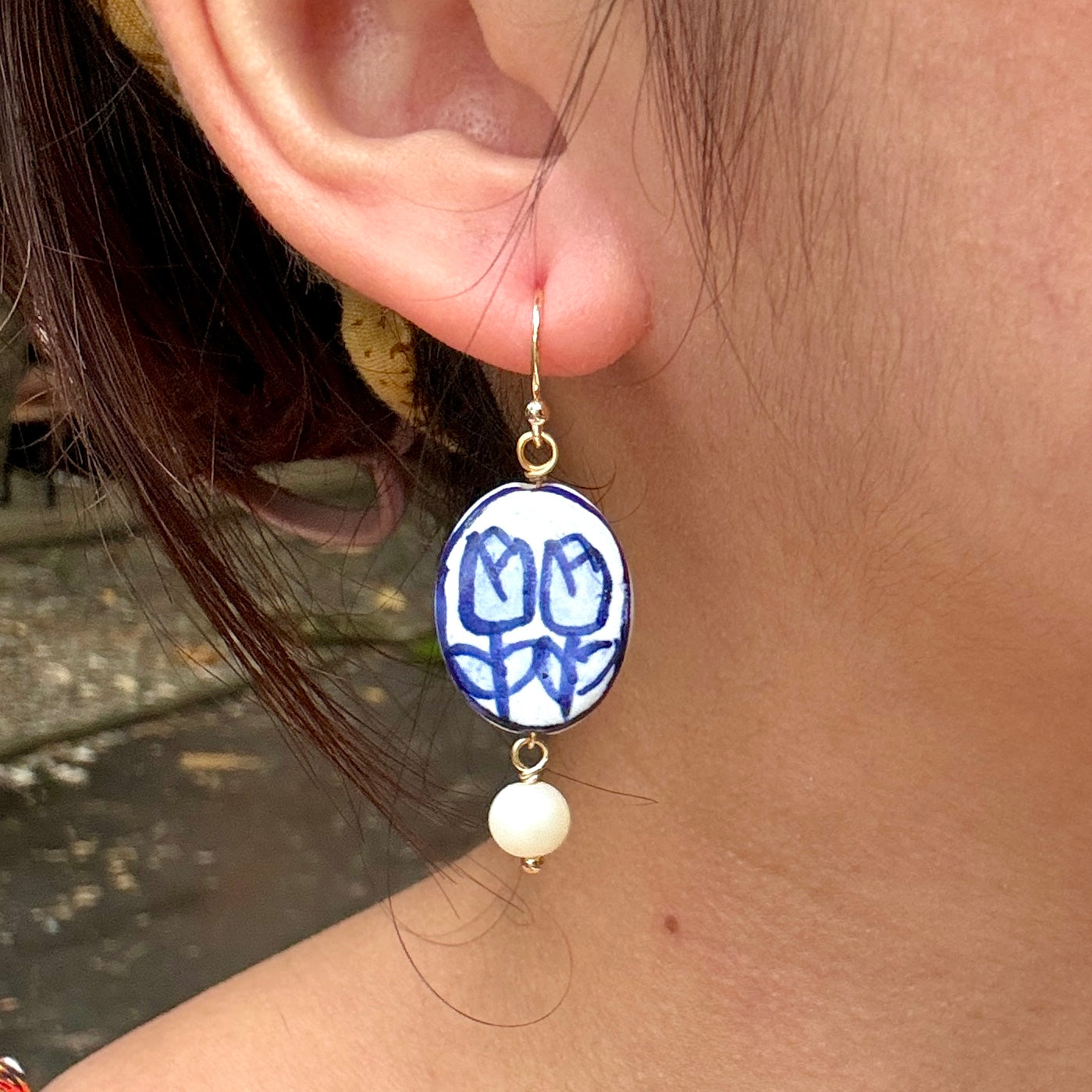 BENTE Ceramic Floral Earrings