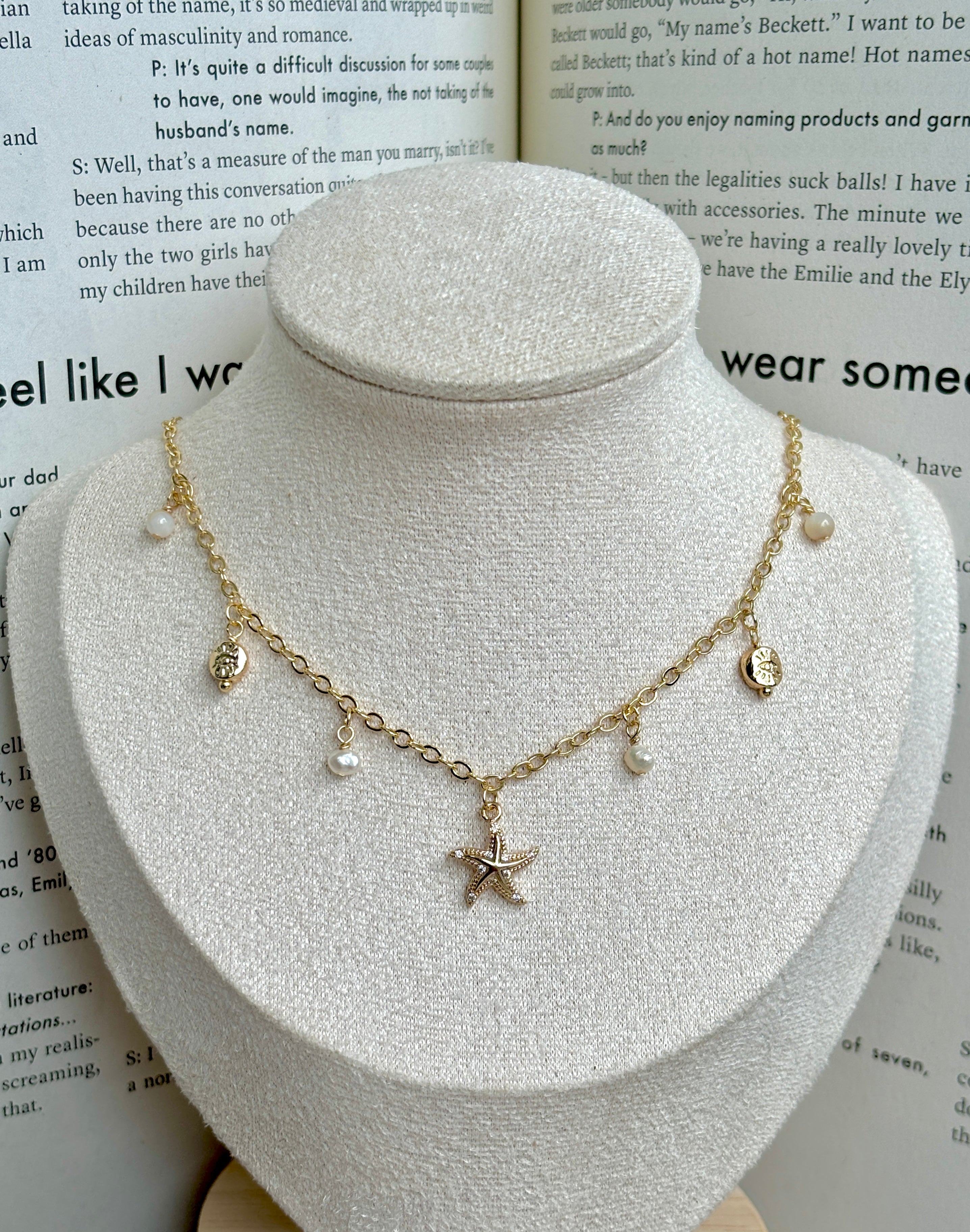 AMOYA Seaside Necklace