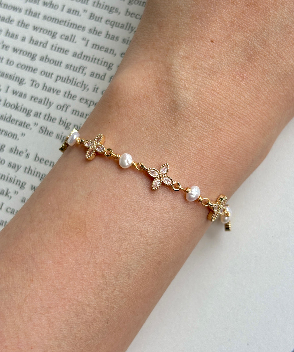 Amelia Pearl Bracelet