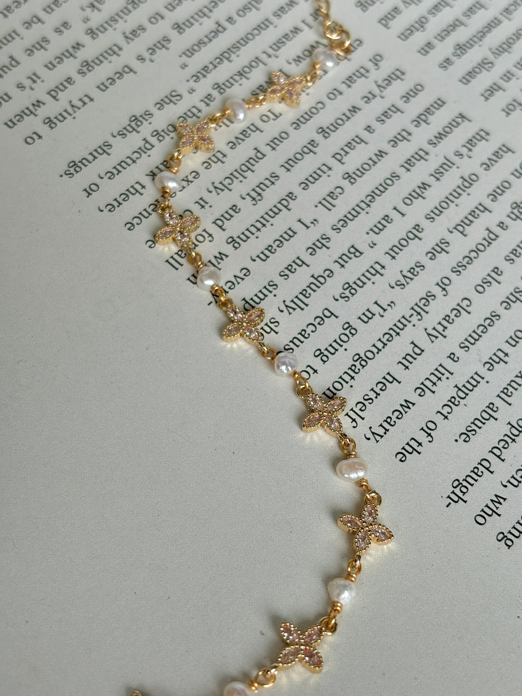 Amelia Pearl Bracelet