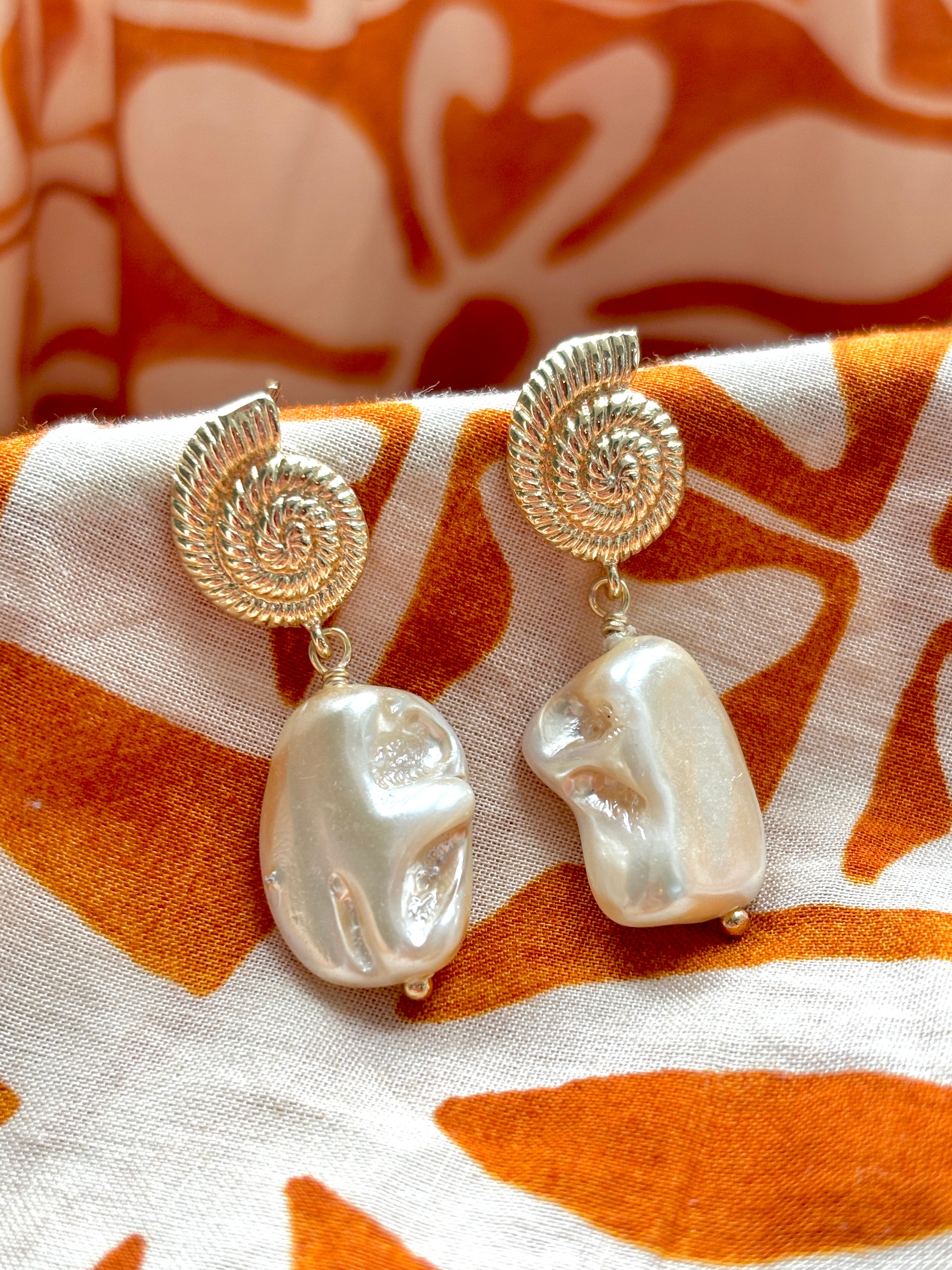 MARGO Pearl Earrings