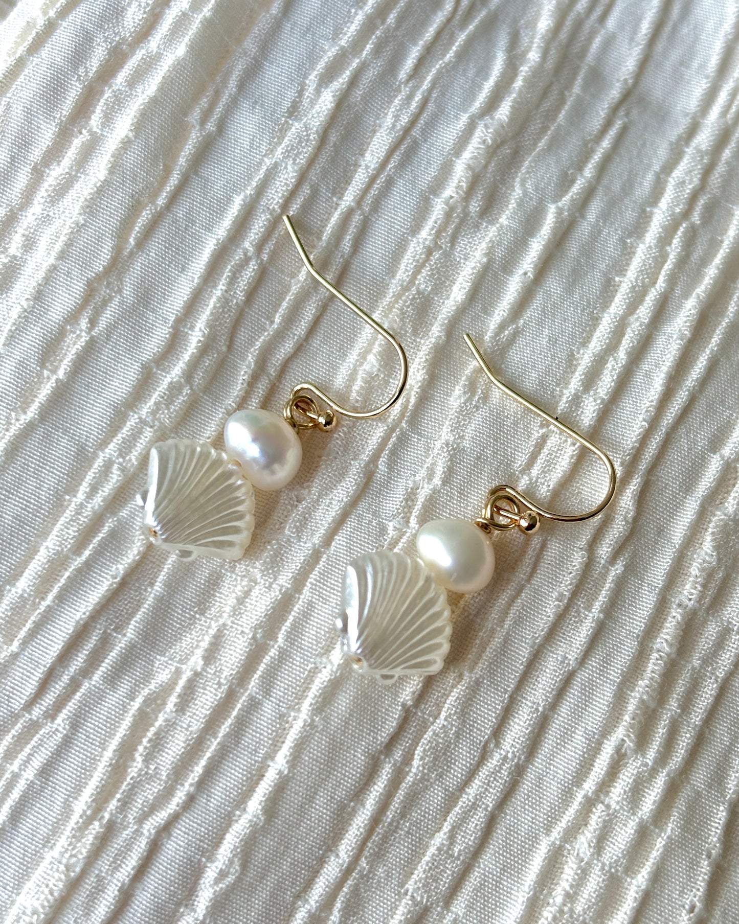 ARIEL II Pearl Earrings