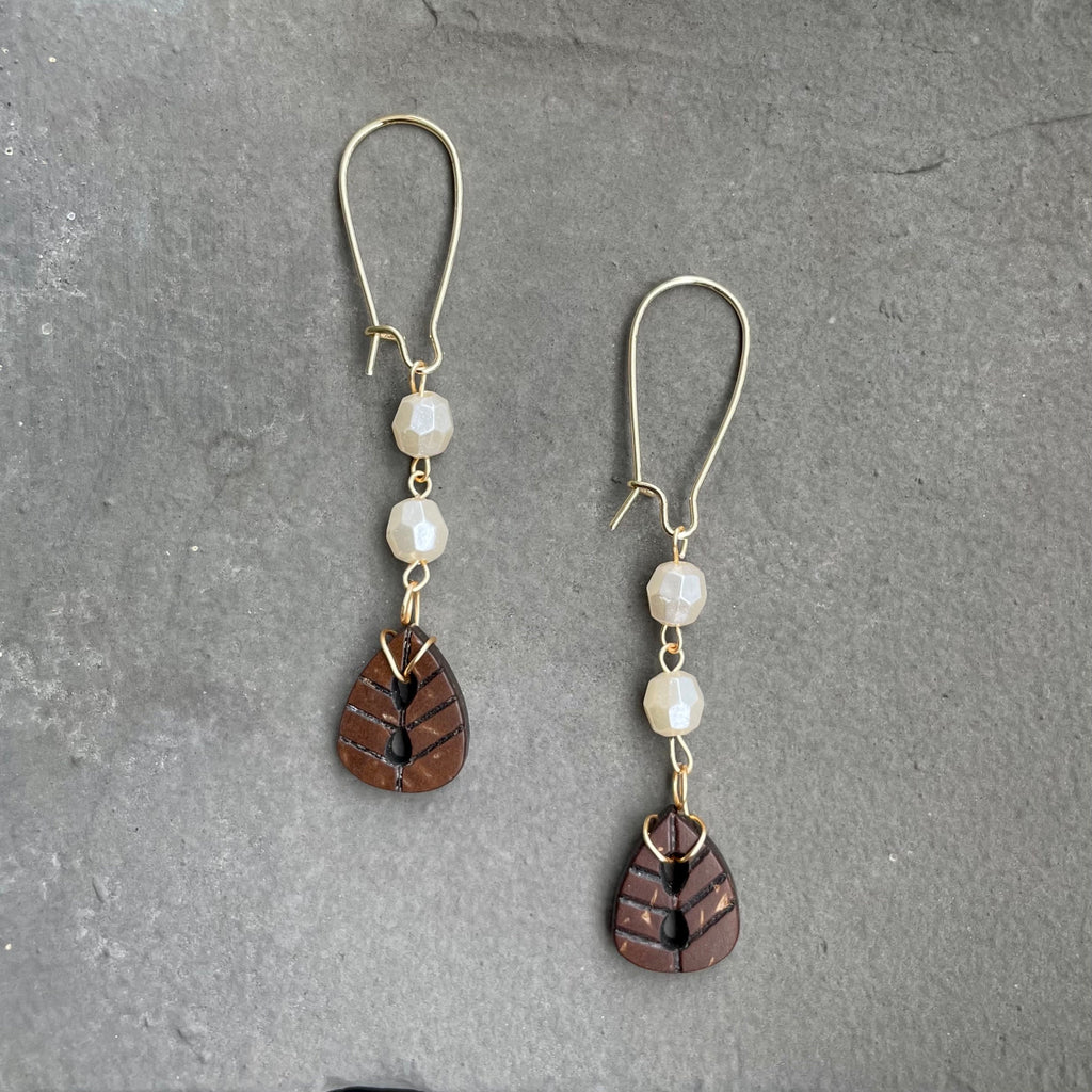 FEUILLE Repurposed Button Earrings
